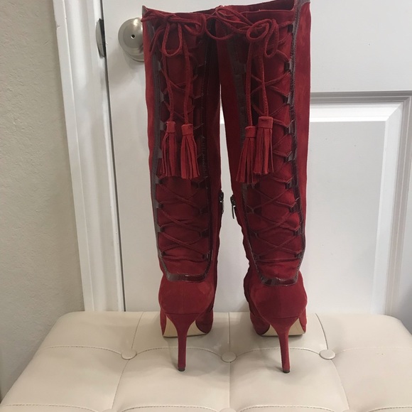 Beautiful tall leather boots - Picture 4 of 9